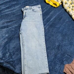 Vervet Size 30 (11) Cropped Jeans